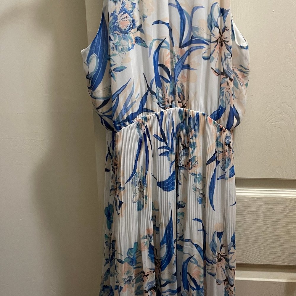 Alfani dress / Size: 16